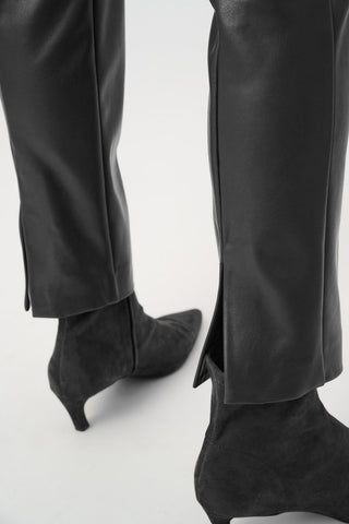 Bonded Leatherette Straight Pull-On Pants - Dresses Boutique B.V.