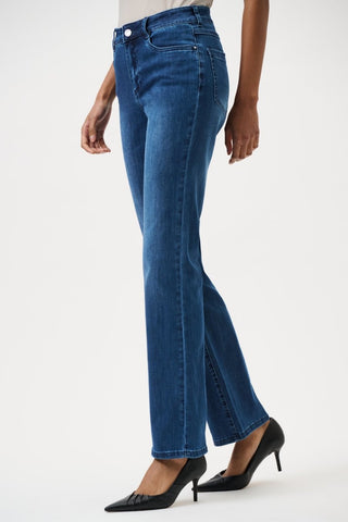 Brooke - Classic Bootcut Stretch Jeans Dark Denim Blue - Dresses Boutique B.V.