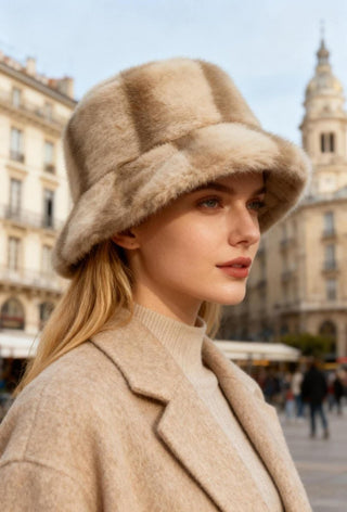 Bucket hat - Dresses Boutique B.V.