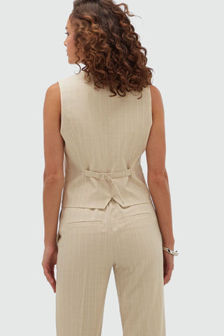 Chantillyfittedgilet_SoftStoneMelange_3