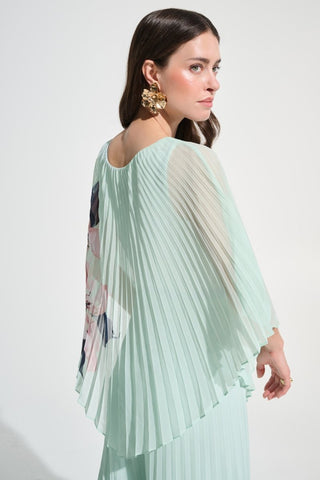 Chiffon Floral Print Pleated Poncho Top - Dresses Boutique B.V.