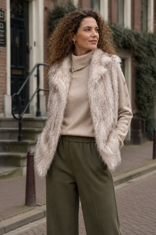 Faux fur sleeveless gilet Taupe
