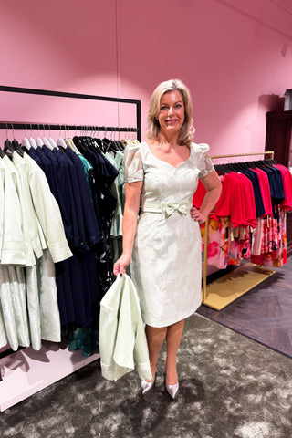 LineaRaffaelliset261-017-02_Sage_1