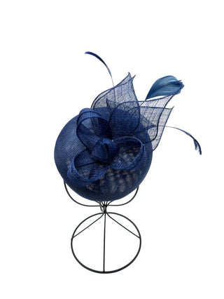 Nila fascinator Mid Blue - Dresses Boutique B.V.