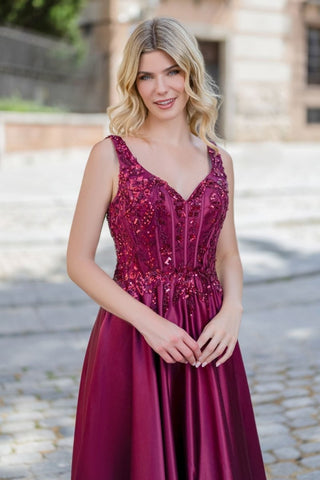 Satin evening dress with pockets Cabernet Red - Dresses Boutique B.V.