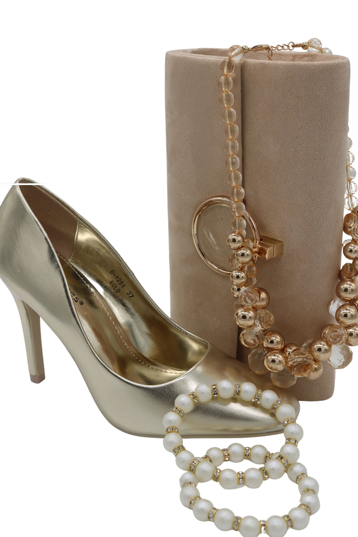 Schoenen, tassen en sieraden bij Dresses Boutique
