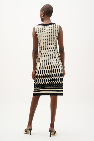 Silky Knit Geometric Print Sheath Dress - Dresses Boutique B.V.