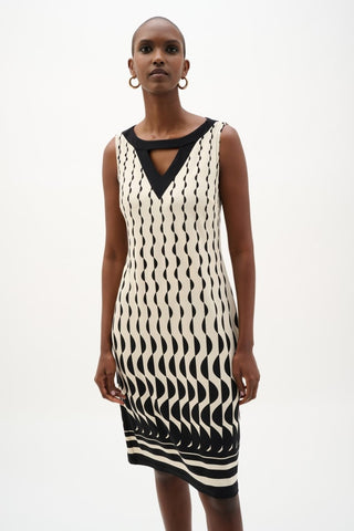 Silky Knit Geometric Print Sheath Dress - Dresses Boutique B.V.