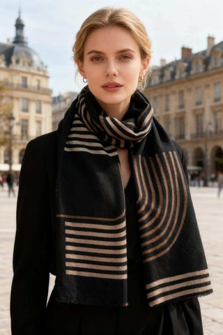 Striped print winter scarf - Dresses Boutique B.V.