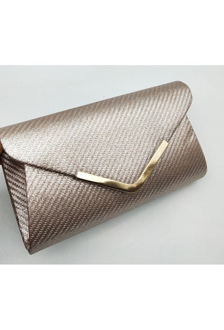 Varuna clutch Champagne - Dresses Boutique B.V.